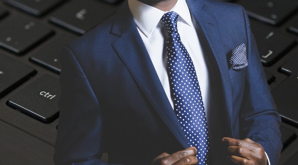 Innovatives Marketing in Aktion - Finanzinstitute nutzen moderne Technologien und Strategien, um sich im dynamischen Marktumfeld erfolgreich zu positionieren und Kundenbedürfnisse effektiv zu erfüllen.